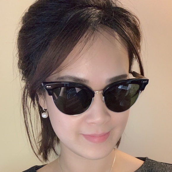 Pristine Gucci Sunglasses